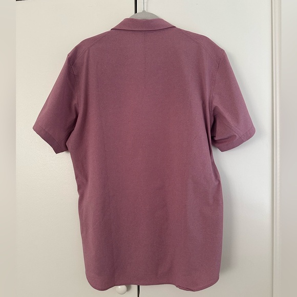 Lululemon Men’s Pink Casual Button Up Shirt - Picture 2 of 3